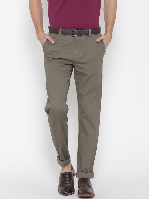 

Arrow Sport Men Taupe Solid Chrysler Fit Flat-Front Trousers