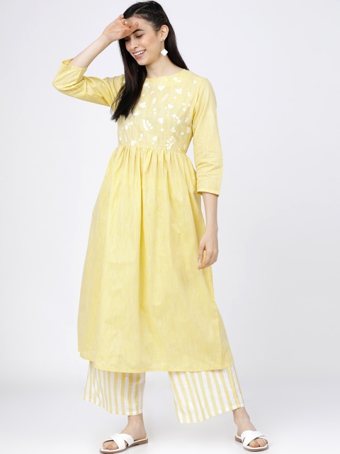 

Vishudh Women Yellow Floral Printed Pure Cotton Kurta with Palazzos