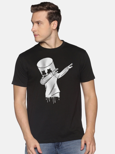 

MASH UNLIMITED Men Black & tap shoe Printed Applique Slim Fit T-shirt