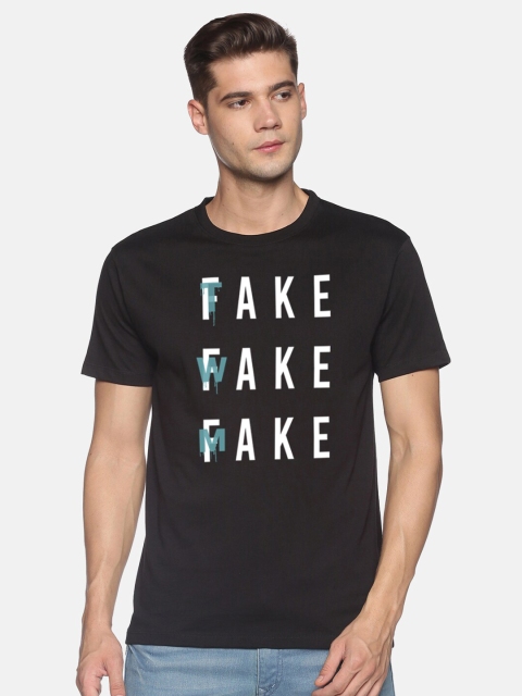 

MASH UNLIMITED Men Black Typography Printed Slim Fit T-shirt