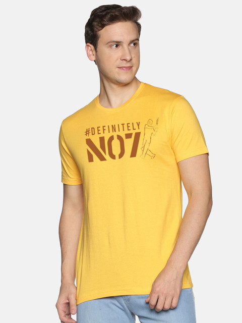 

MASH UNLIMITED Men Yellow Typography Printed Slim Fit T-shirt