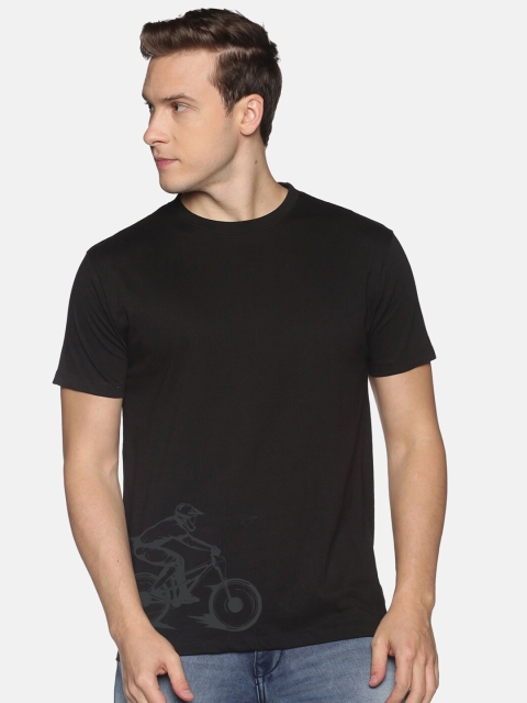 

MASH UNLIMITED Men Black & charleston green Biker Printed Raw Edge Slim Fit T-shirt