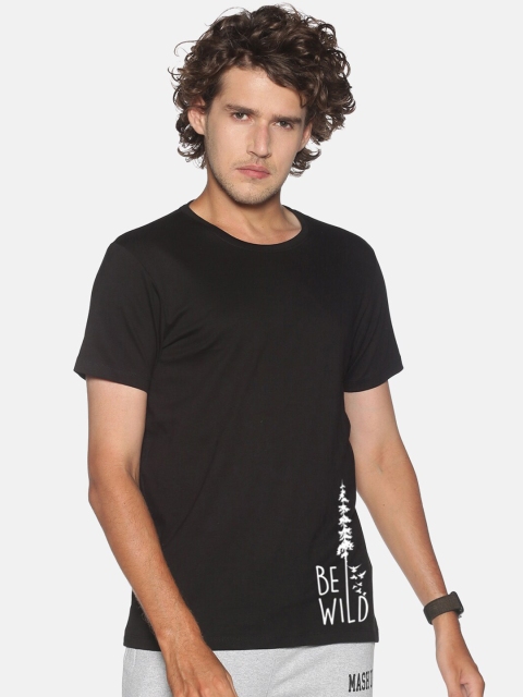 

MASH UNLIMITED Men Black Typography Slim Fit T-shirt