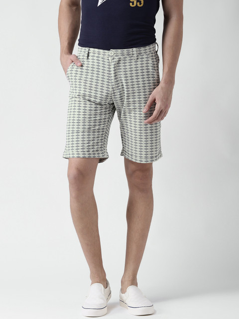 

BLEND Men Off-White & Navy Printed Shorts
