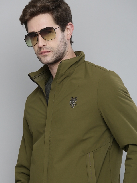 

Fort Collins Men Olive Green Solid Lightweight Outdoor Sporty Jacket