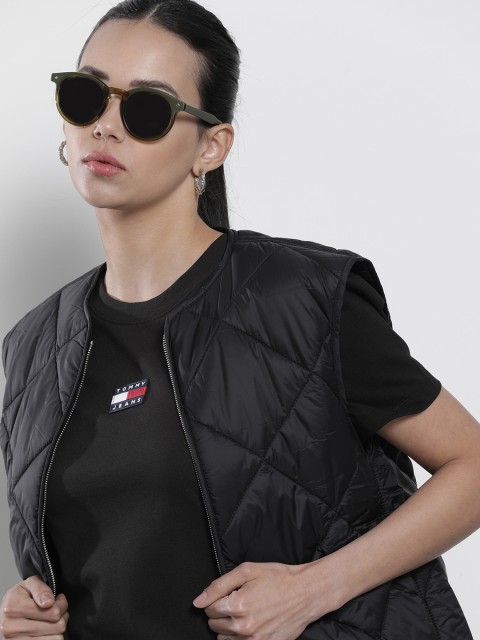 

Tommy Hilfiger Women Black Solid Applique Detail T-shirt