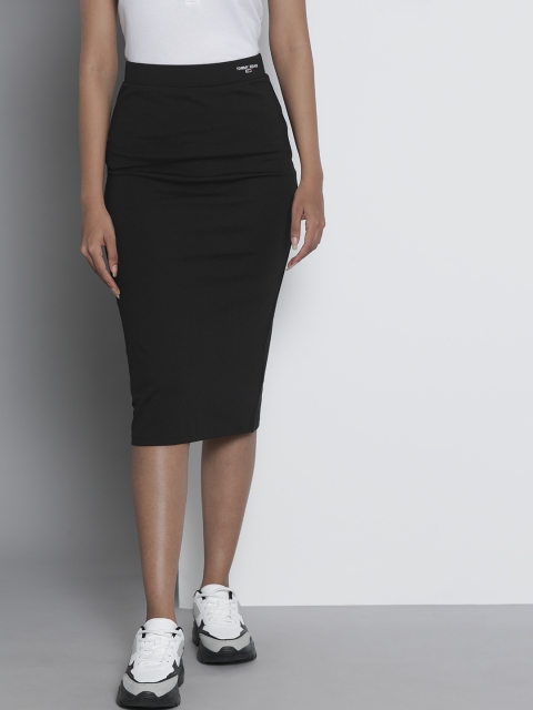 

Tommy Hilfiger Women Black Solid Pencil Skirt