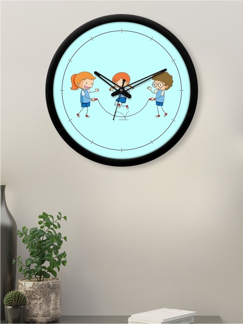 

RANDOM Black & Turquoise Blue Playing With Rope Printed Analogue Contemporary Wall Clock