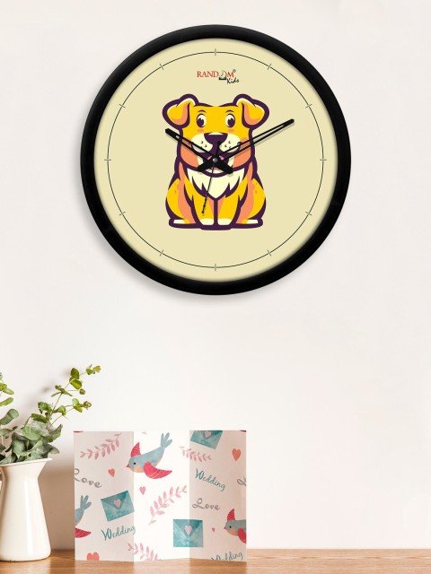 

RANDOM Yellow & Black Printed Contemporary 30 cm Analogue Wall Clock