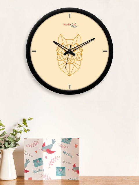 

RANDOM Black & Beige Diamond Wolf Printed Analogue Contemporary Wall Clock