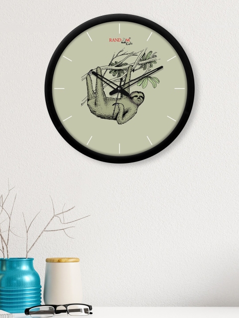 

RANDOM Gold-Toned & Black Printed Contemporary Wall Clock