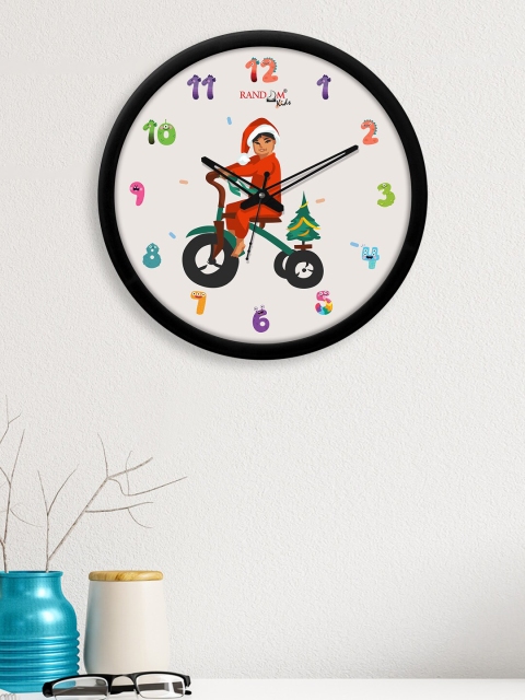 

RANDOM Black & Coffee Brown Santa Claus Printed Analogue Contemporary Wall Clock