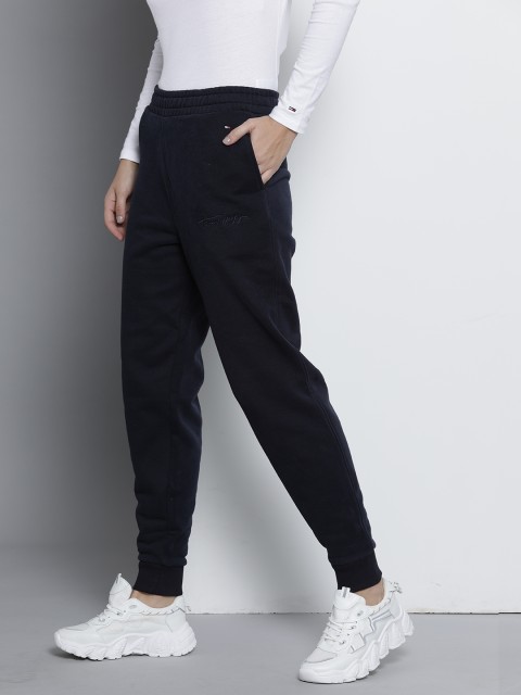 

Tommy Hilfiger Women Blue Solid Regular Fit Sweatpants