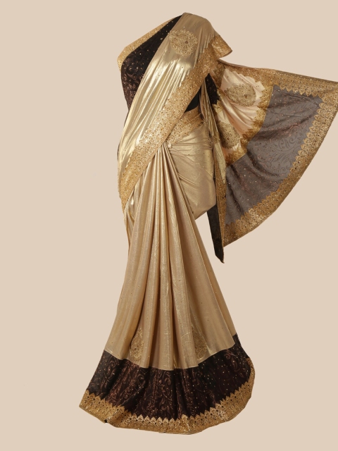 

Pothys Gold-Toned & Brown Floral Beads and Stones Saree