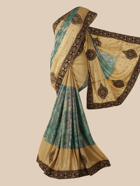 

Pothys Green & Peach-Coloured Ethnic Motifs Beads and Stones Saree