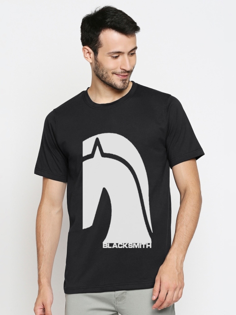 

Blacksmith Men Black & Grey Graphic Print Round Neck T-shirt
