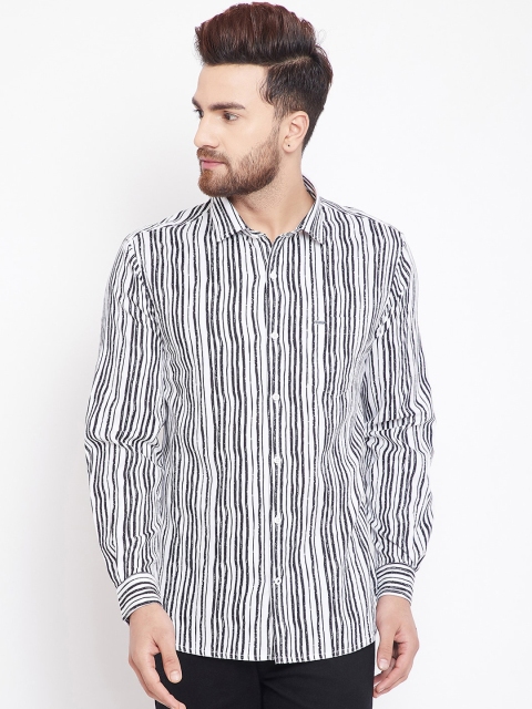 

Canary London Men Black Slim Fit Striped Casual Shirt