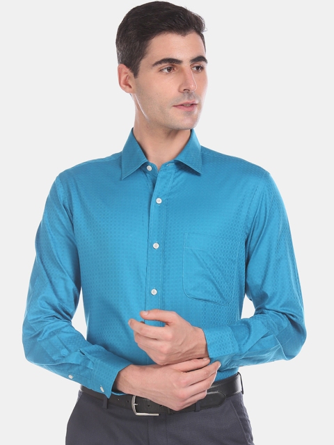 

Arrow Men Blue Textured Pure Cotton Casual Shirt