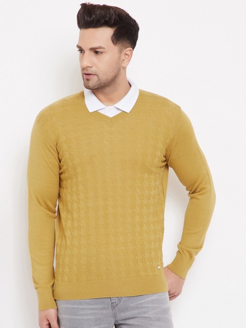

98 Degree North Men Beige Pullover Sweater