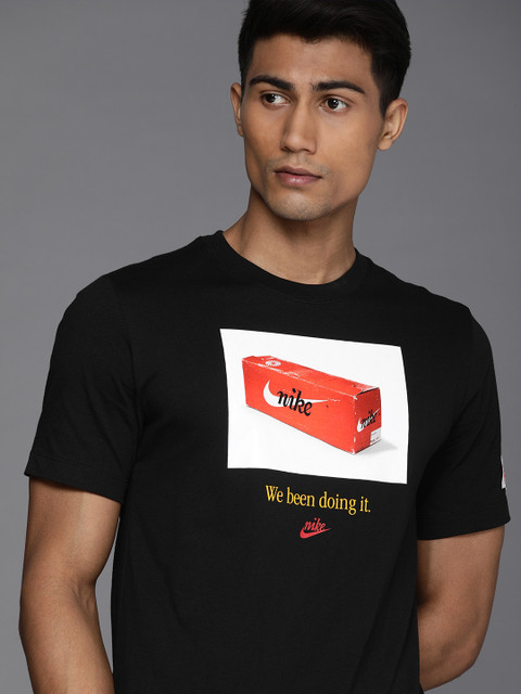 

Nike Men Black Typography SWOOSH 50 PHOTO Printed Pure Cotton T-shirt