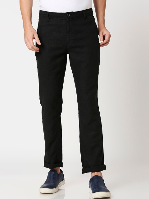 

Bewakoof Men Black Regular Fit Trousers