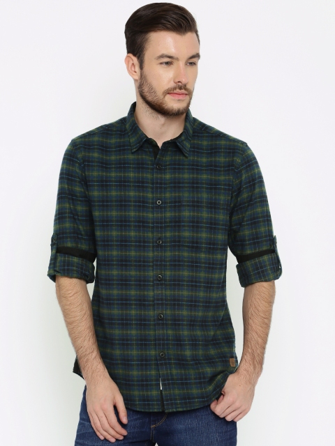 

Roadster Men Green Regular Fit Checked Casual Shirt