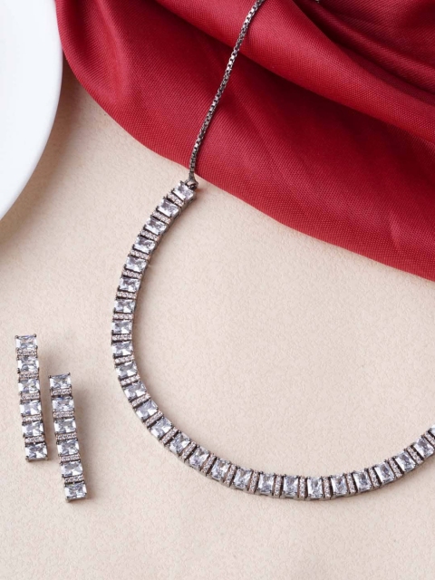 

Tistabene White & Silver Classic Black Beauty Stone Studded Jewellery Set