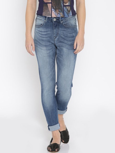 

Lee Women Blue Skinny Fit Mildly Distressed Stretchable Jeans