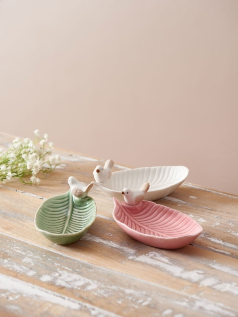 

THEDECORKART Set Of 3 Birds on Leaves Mini Platters, Pink
