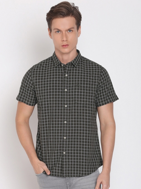 

Lee Men Green Slim Fit Checked Casual Shirt
