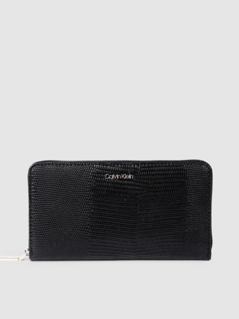 

Calvin Klein Women Black Lizard Textured Zip Around Wallet