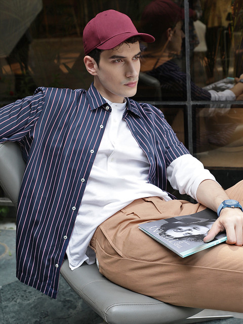 

MANGO MAN Men Navy Blue & White Striped Casual Shirt