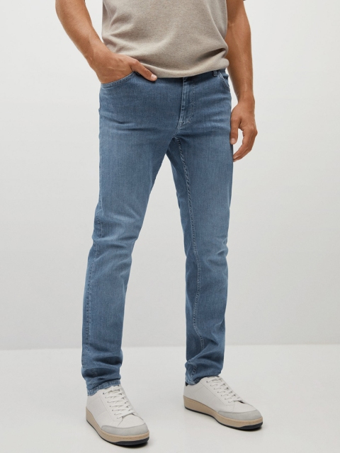 

MANGO MAN Blue Slim Fit Light Fade Stretchable Jeans