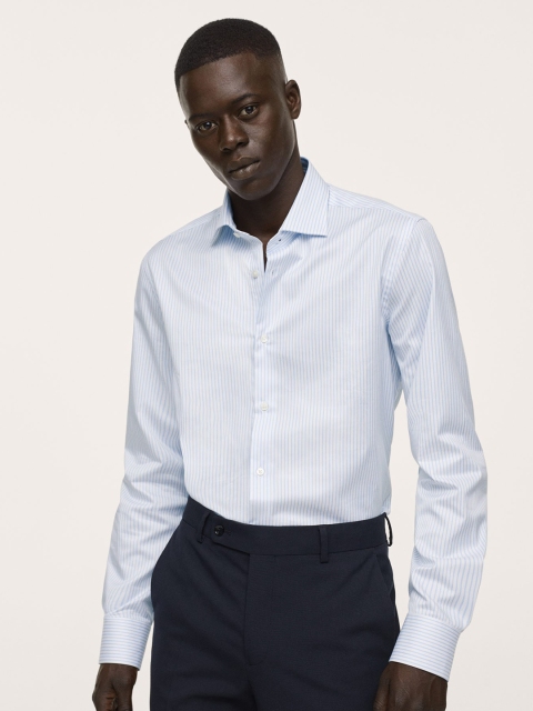 

MANGO MAN Men Blue & White Pure Cotton Slim Fit Striped Smart Casual Shirt