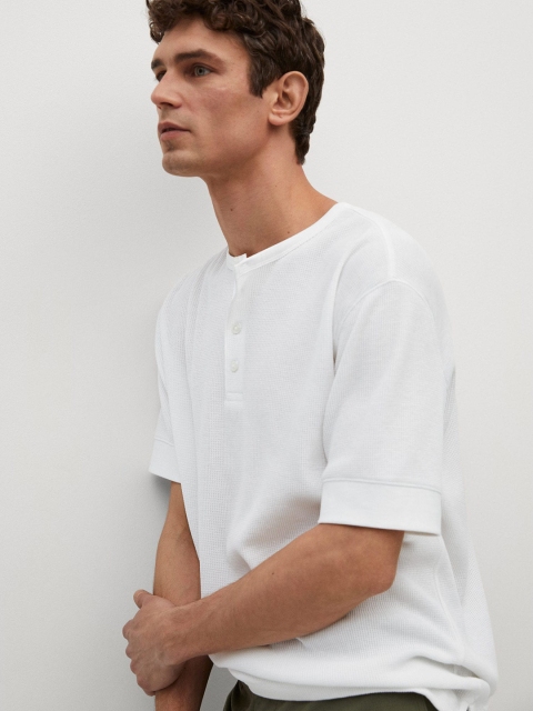 

MANGO MAN White Sustainable Cotton Henley Neck Drop-Shoulder Sleeves T-shirt