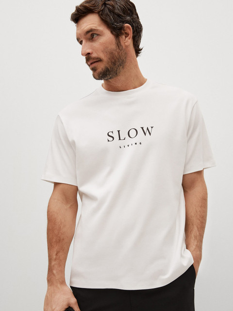 

MANGO MAN Men White Relaxed Fit Drop-Shoulder Sleeves Sustainable Cotton Pure Cotton T-shirt