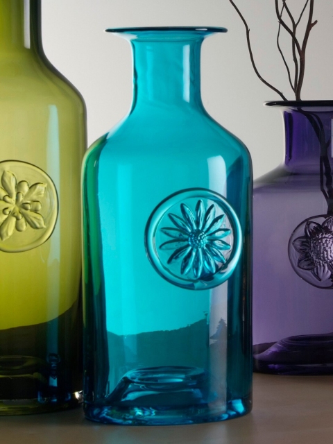 

DARTINGTON Blue Solid Glass Vase