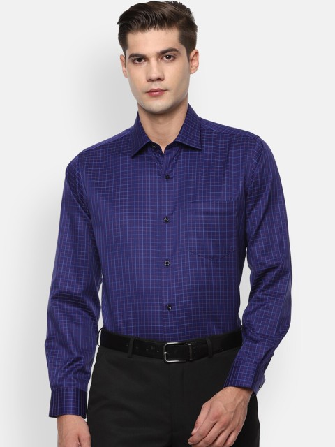 

Van Heusen Men Blue Checked Formal Shirt