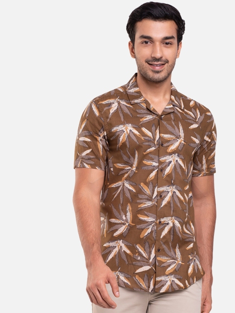 

Bewakoof Men Brown Tropical Printed Casual Shirt