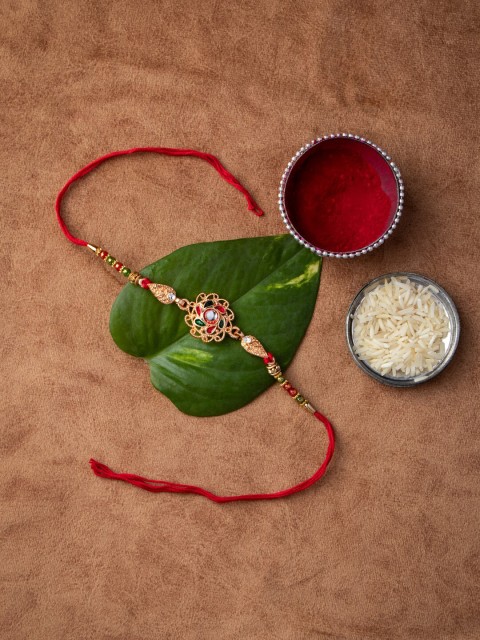 

MORKANTH JEWELLERY Men Gold-Toned & Stone-Studded Beaded Handcrafted Rakhi