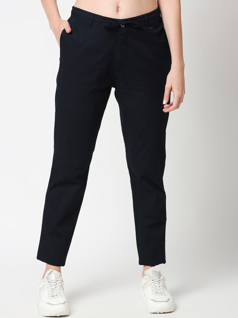 

Bewakoof Men Blue Trousers