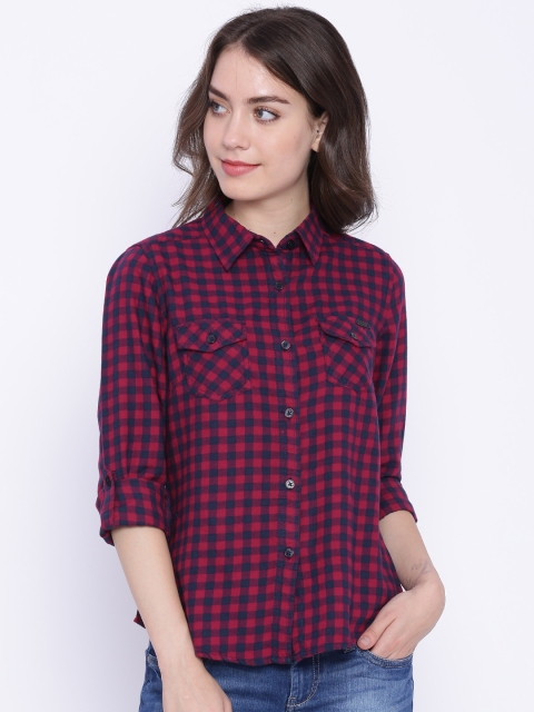 

Flying Machine Women Navy & Red Checked Casual Shirt, Navy blue