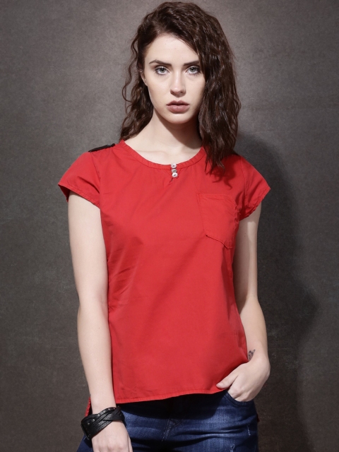 

RDSTR Women Red Solid Regular Top