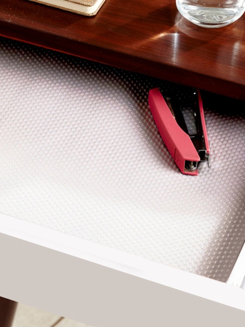 

OBSESSIONS Cream-Toned Dotted Reusable Shelf Liner