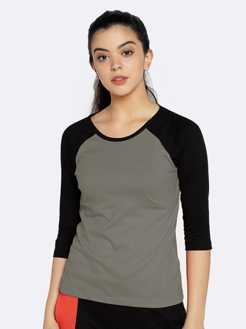

Bewakoof Women Grey and Black Raglan Sleeves Slim Fit T-shirt