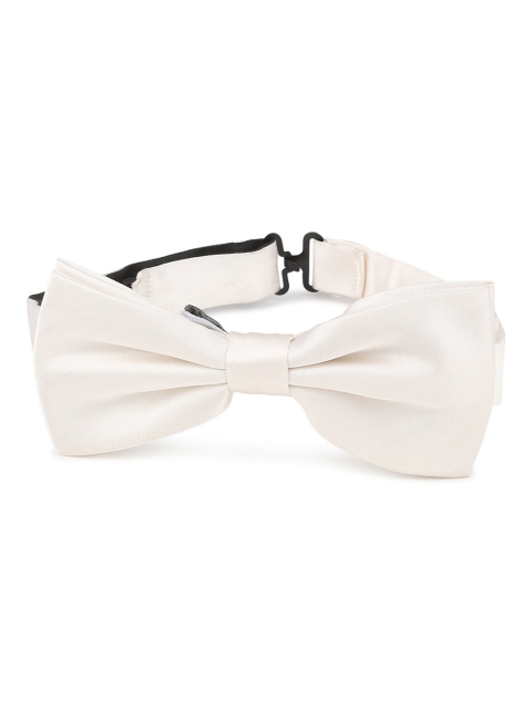 

Louis Philippe MenCream Solid Bow Tie, Cream