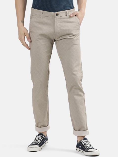 

V2 Value & Variety Men Beige Self-Design Cotton Chinos Trousers