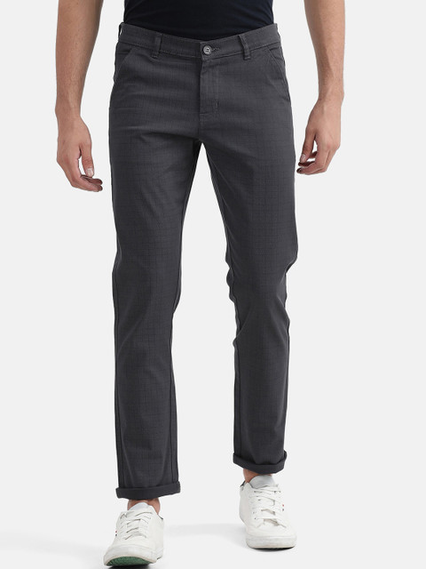 

V2 Value & Variety Men Grey Checked Cotton Trousers