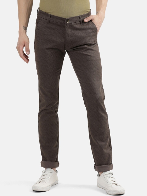 

V2 Value & Variety Men Brown Self-Design Cotton Chinos Trousers