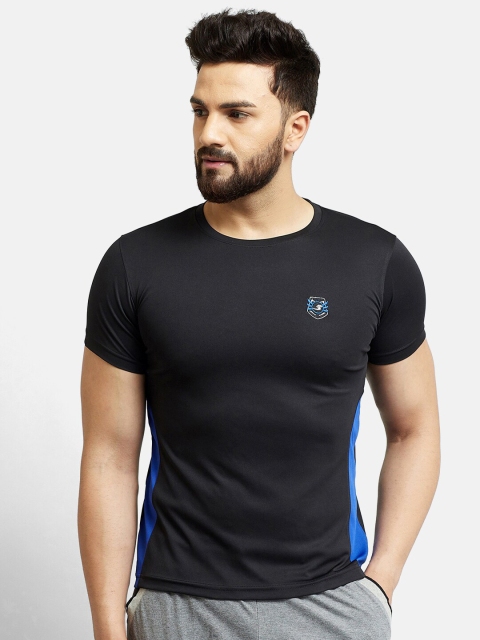 

V2 Value & Variety Men Black Cotton T-shirt